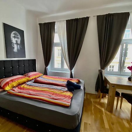 Apartmán Deluxe Studio In Josefstaedter Strasse Area Vídeň Exteriér fotografie
