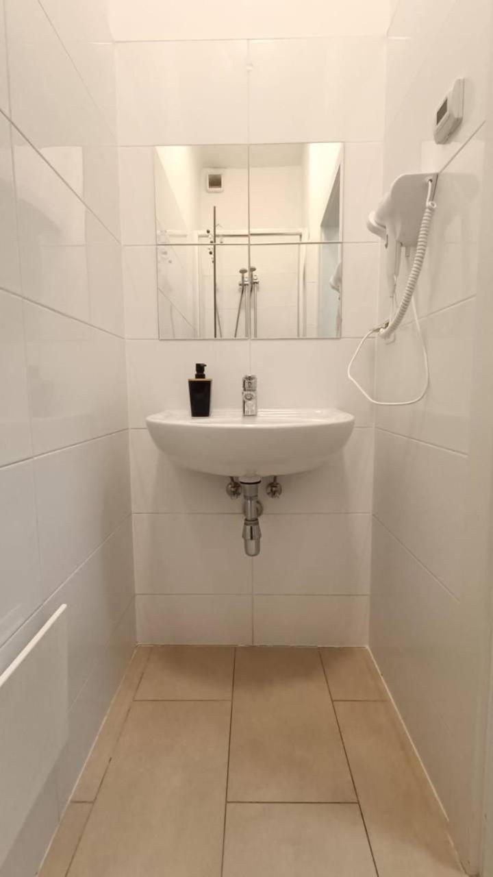 Apartmán Deluxe Studio In Josefstaedter Strasse Area Vídeň Exteriér fotografie